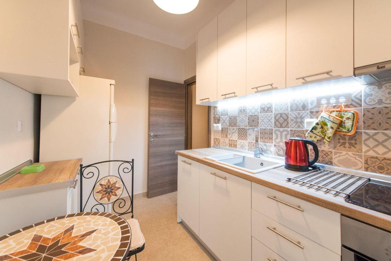 Apricot By Halu! Cozy Apt Next To Agia Sophia Metro Station Tesalónica Exterior foto
